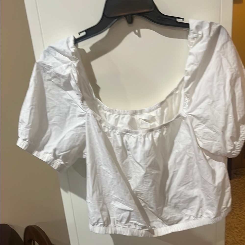 H&M White Ruffled Crop Blouse with Bib Collar